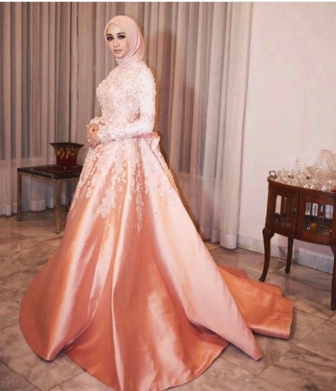 Design Baju Ke Pesta Pernikahan Muslimah X8d1 â 18 Model Baju Pesta Muslim 2020 Edisi Gaun Pesta