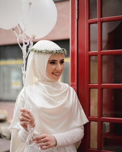 Gaun Pengantin Muslimah Bercadar Elegant Ingin Tampil Cantik Dan Elegan Di Hari Pernikahanmu Kenakan
