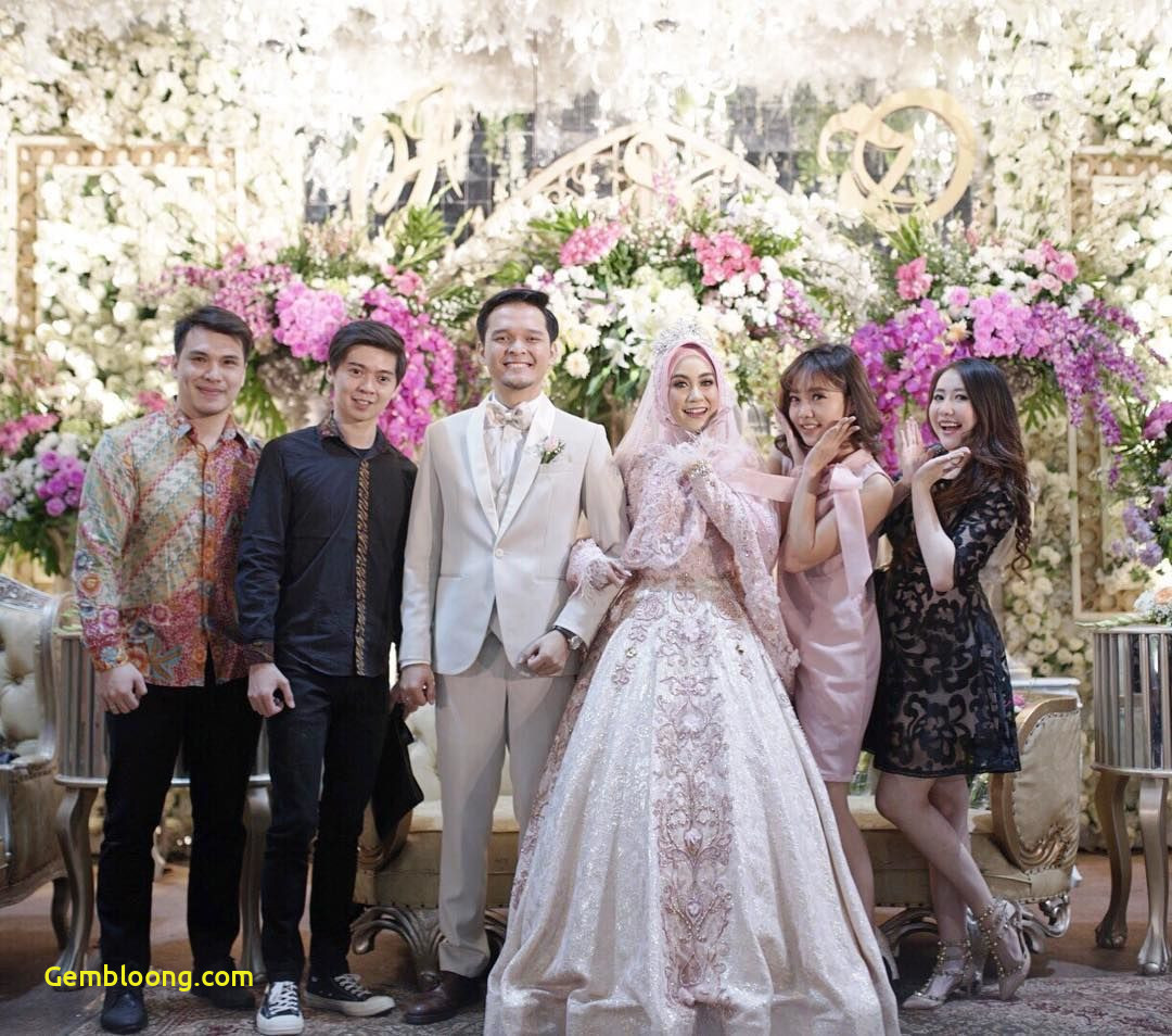Gaun Sederhana Pengantin Berhijab Fresh 12 Desain Gaun Pernikahan Muslimah Elegan Nan Sederhana