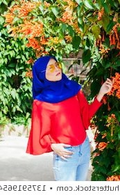 Model Busana Pengantin Hijab Xtd6 Muslim Girls Stock S &amp; Vectors