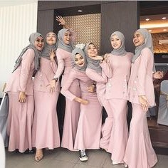 Ide Inspirasi Gaun Bridesmaid Hijab Whdr 17 Best Group Images In 2019