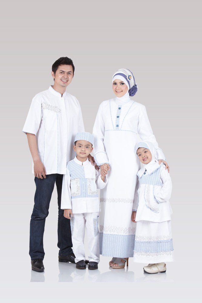 Bentuk Baju Lebaran Keluarga Warna Putih S1du 25 Model Baju Muslim Keluarga Warna Putih Terbaru 2018