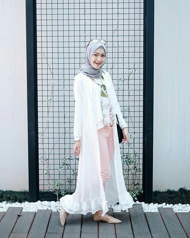 Bentuk Baju Lebaran Perempuan 2019 Q5df 20 Trend Model Baju Muslim Lebaran 2018 Casual Simple Dan