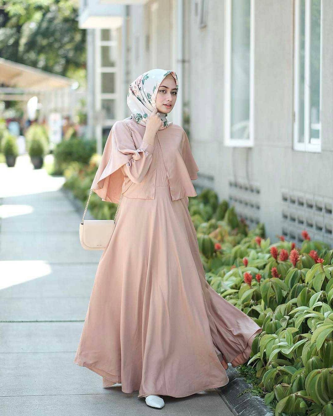 Bentuk Model Baju Lebaran Muslim Terbaru 9ddf 21 Model Gamis Lebaran 2018 Desain Elegan Casual Dan Modern