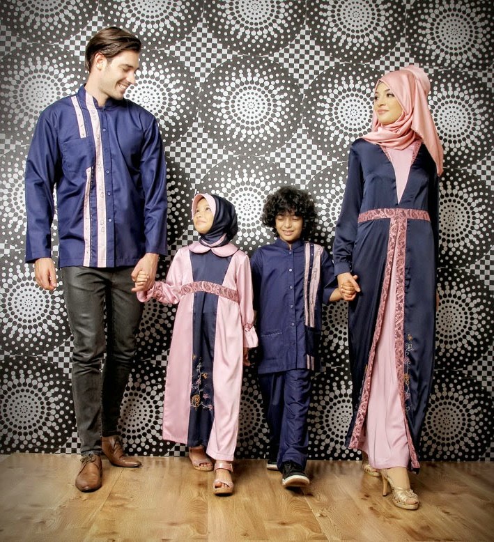 Design Baju Lebaran Keluarga Thdr 25 Model Baju Lebaran Keluarga 2018 Kompak &amp; Modis