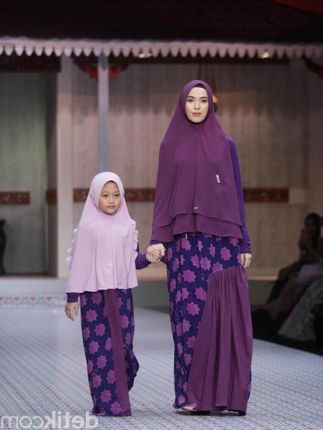 Ide Baju Lebaran Anak Muslim E6d5 Si Se Sa Rilis Baju Muslim Syar I Untuk Kembar Dengan Anak