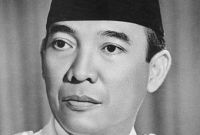 Bentuk Gaun Pengantin Muslim Ala India 8ydm National Costume Of Indonesia Wikiwand