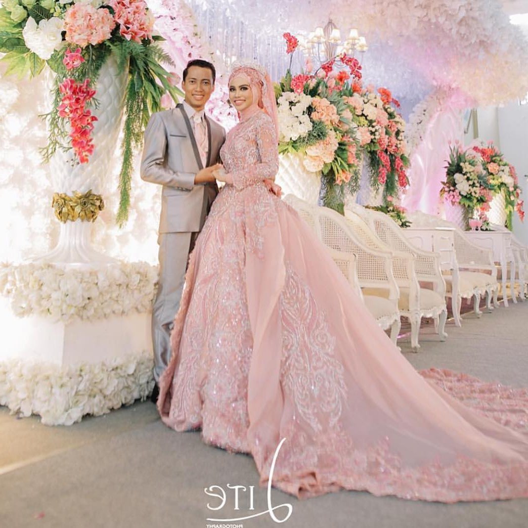 Bentuk Harga Gaun Pengantin Muslimah Syar&amp;#039;i E9dx 17 Model Baju Pengantin Muslim 2018 Desain Elegan Cantik