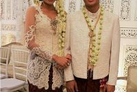 Design Baju Pengantin Muslim Sederhana 0gdr Jenis Pakaian Adat Jawa Timur Pesa An Madura Model Baju