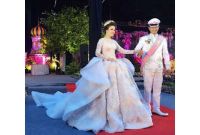 Design Baju Pengantin Muslimah 2017 H9d9 Pernikahan Mewah Bertema Princess Pengantin Wanita Gunakan