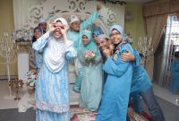 Design Jual Baju Pengantin Muslimah Murah D0dg Life with A View December 2012