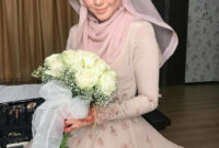Gaun Sederhana Pengantin Berhijab Unique 13 Inspirasi Gaun Pengantin Melayu Untukmu Yang Berhijab