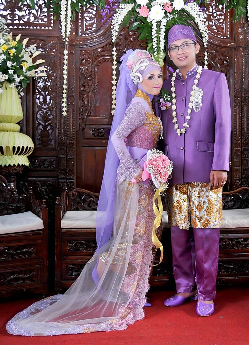  Baju  Pengantin  India Berhijab Suka warna merah Coba deh 10 ide pengantin  muslim  ala 