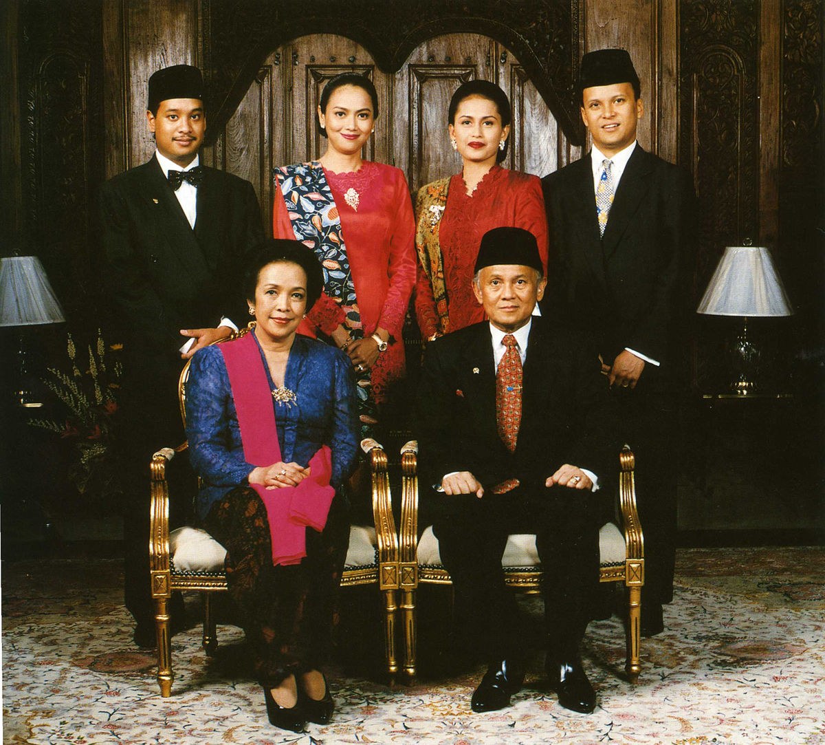 Inspirasi Gaun Pengantin Jawa Muslim Etdg National Costume Of Indonesia
