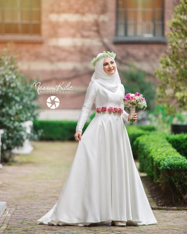 Model Gaun Pengantin Muslimah Simple Tapi Elegan Fresh 15