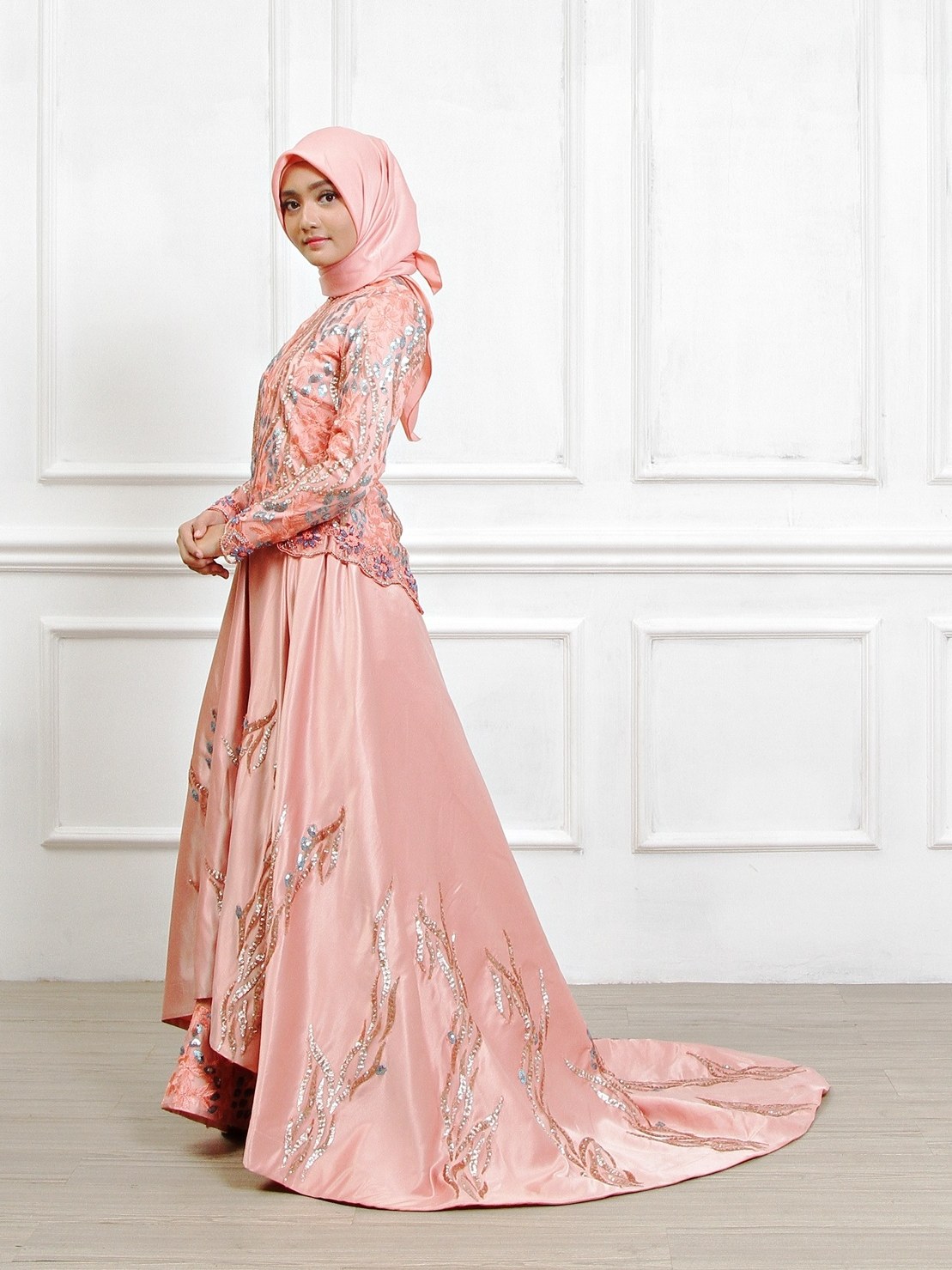 40 Bentuk Sewa Baju  Pengantin Muslimah Modern Ragam Muslim 