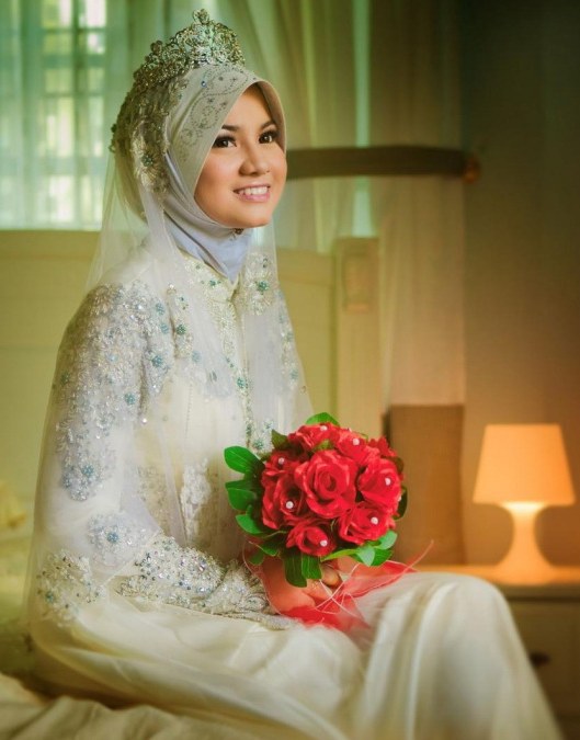 40 Bentuk Sewa  Baju  Pengantin  Muslimah  Modern Ragam Muslim