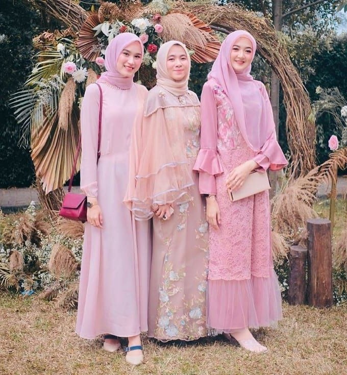 Bentuk Bridesmaid Hijab Pink Zwdg Pin by Roa A Eid On Everything Pink In 2019