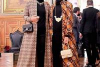 Bentuk Gamis Batik Seragam Pernikahan 3ldq 30 Model Gamis Batik Seragam Pernikahan Fashion Modern