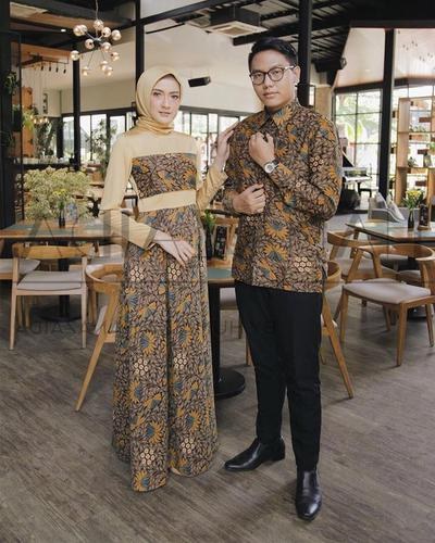 Bentuk Gamis Batik Seragam Pernikahan X8d1 Mau Tampil Serasi Di Pesta Pernikahan Kamu Bisa Ban
