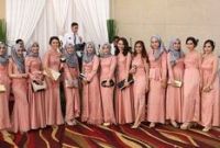 Bentuk Inspirasi Bridesmaid Hijab Zwdg 22 Best Fhfamwear Images