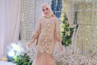 Bentuk Model Baju Bridesmaid Hijab Brokat Drdp 30 Model Baju Gamis Duyung Kekinian Fashion Modern Dan