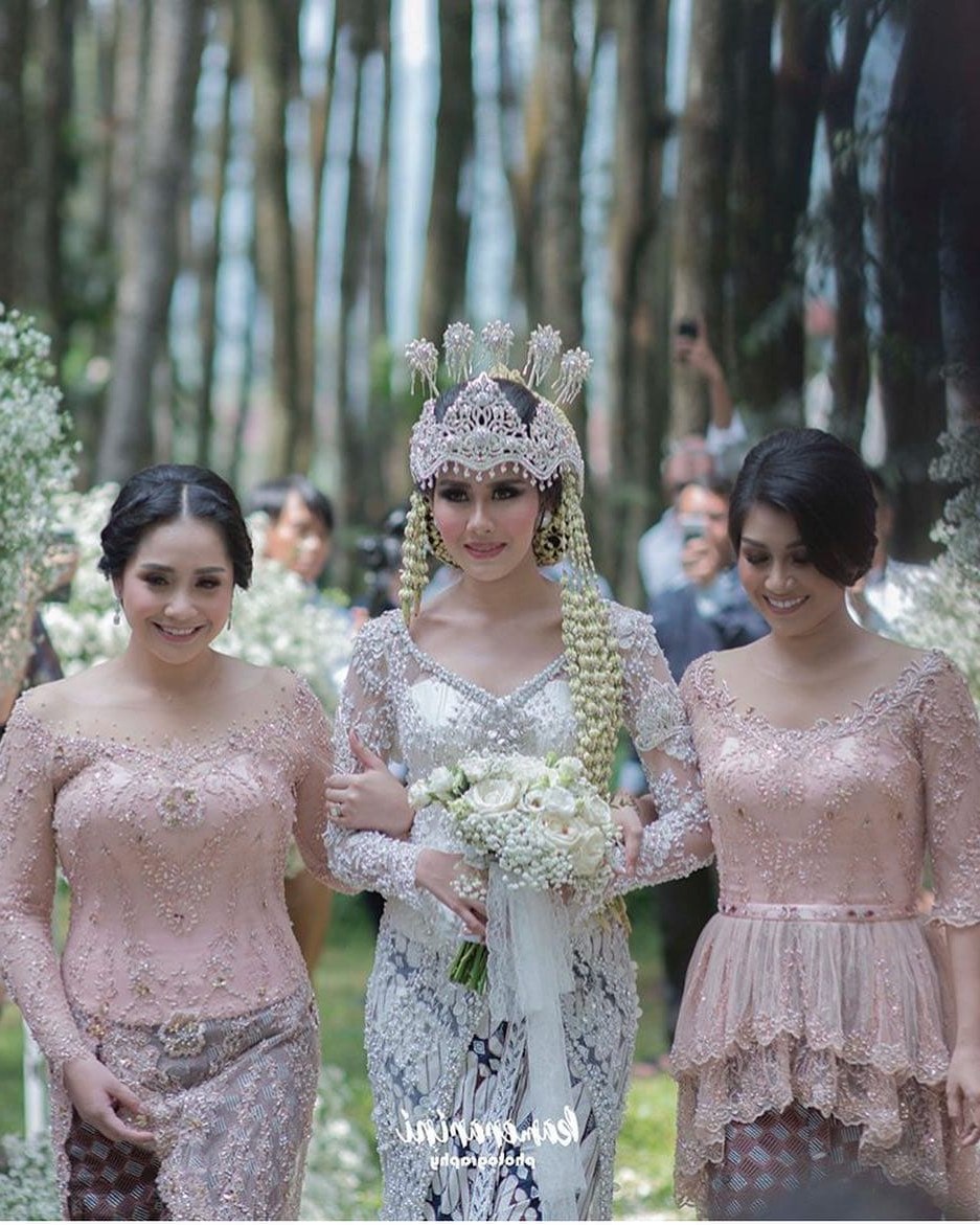 Design Gamis Resepsi Pernikahan Mndw Model Kebaya Pengantin Modern 2019