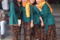 Ide Inspirasi Gaun Bridesmaid Hijab S5d8 Kumpulan Hijab Untuk Kebaya Hijau