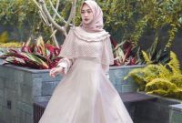 Ide Model Baju Gamis Untuk Pernikahan Gdd0 10 Ide Cape Dress Menutup Dada Untuk Bridesmaid Demi Tampil
