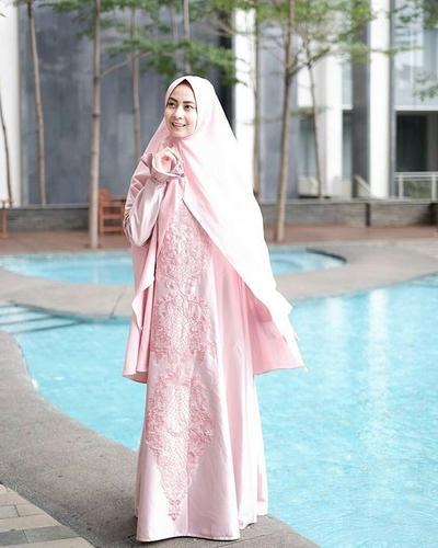 Model Gamis Syari Untuk Pesta Pernikahan Nkde Tips Dan Trik Memilih Style Hijab Syar I Ke Pesta Yang