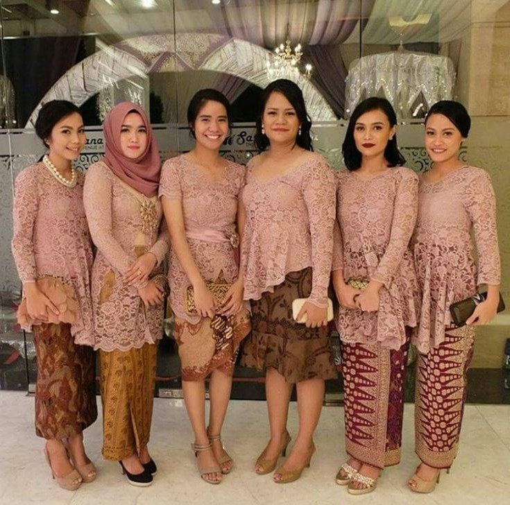 Bentuk Baju Lebaran Keluarga 2020 0gdr Model Kebaya Seragam Trend 2018 Untuk Pernikahan Acara
