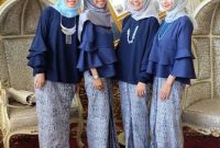 Bentuk Baju Lebaran Remaja Kekinian Etdg 2 071 Likes 11 Ments Inspirasi Kebaya Dan Gaun