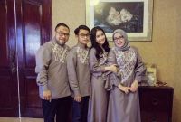 Bentuk Gambar Baju Lebaran Keluarga 9ddf 15 Baju Lebaran Keluarga Artis Terkenal Di Indonesia
