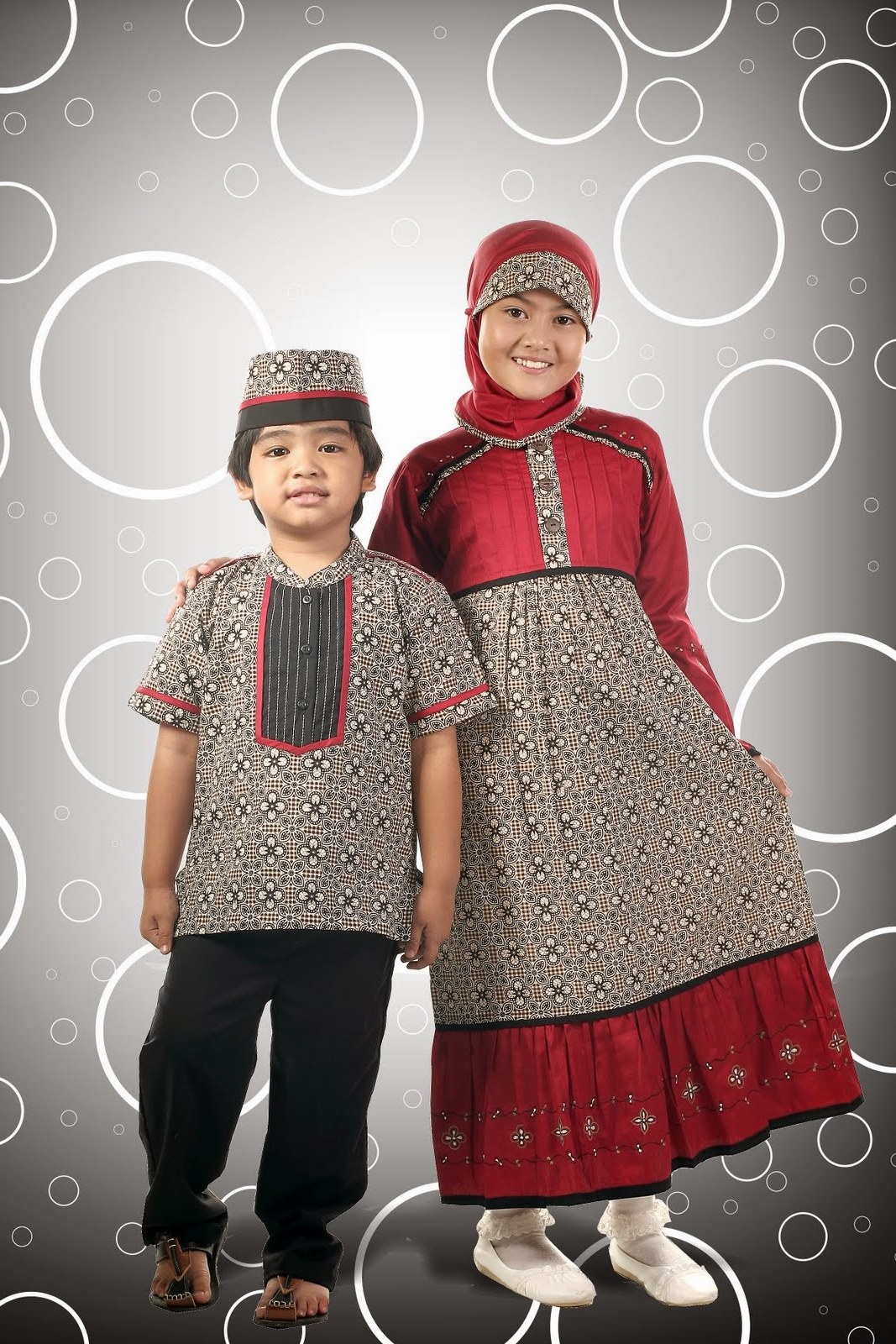 Bentuk Model Baju Lebaran Untuk Anak Perempuan H9d9 Model Baju Batik Muslim Terbaru Untuk Anak Perempuan Dan