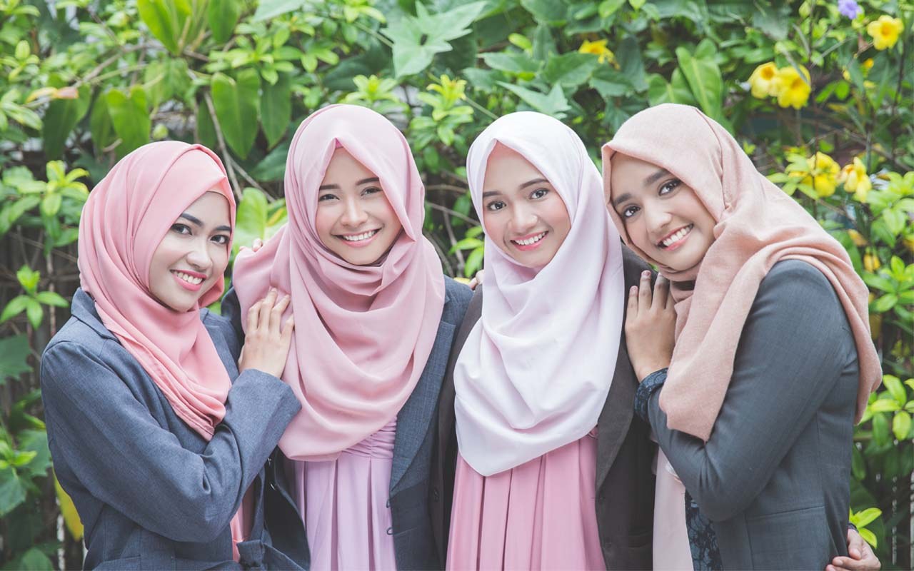Bentuk Tips Memilih Baju Lebaran Y7du Wajib Simak Ini Tips Memilih Baju Couple Keluarga Untuk