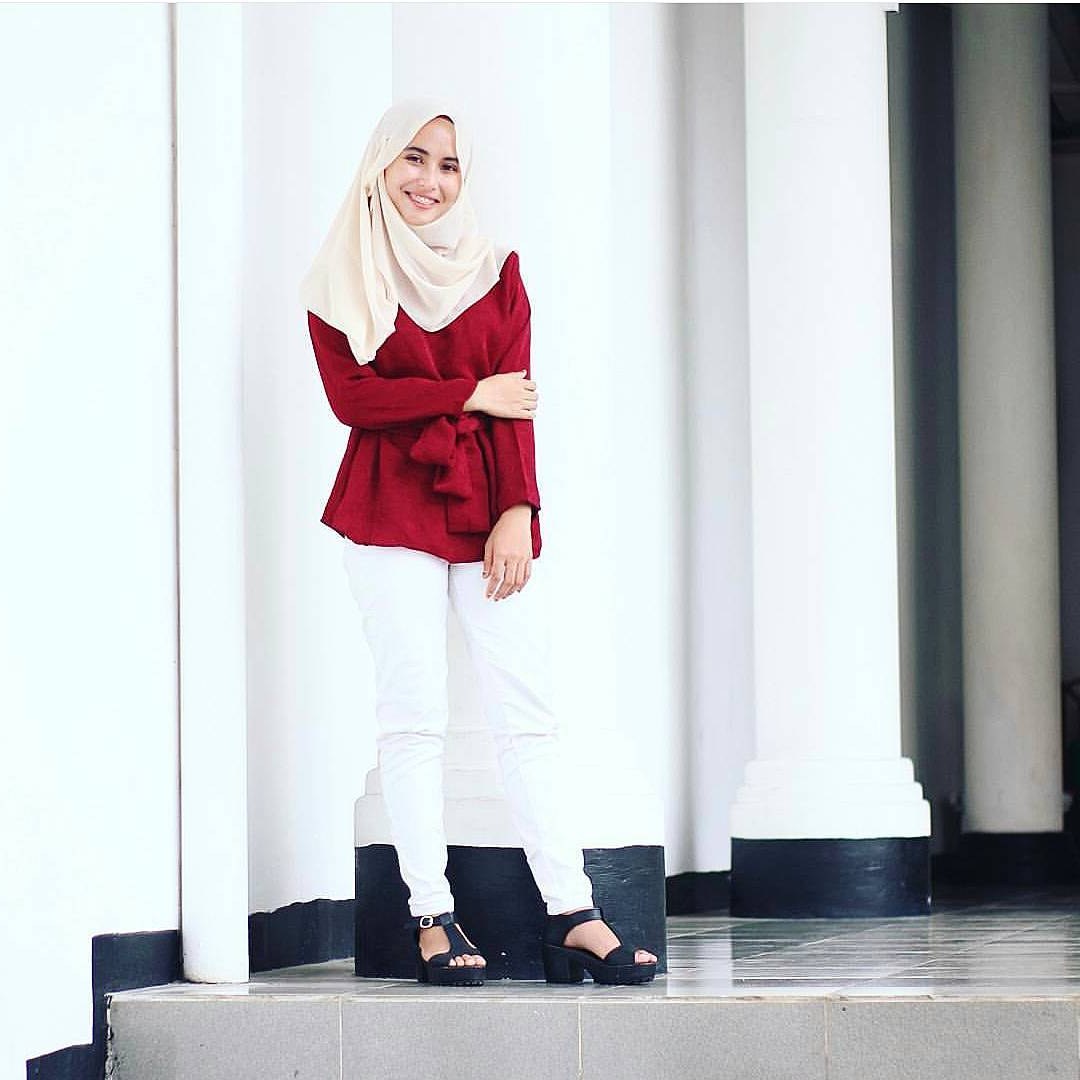 Design Baju Lebaran Celana Dan atasan T8dj 18 Model Baju Muslim Terbaru 2018 Desain Simple Casual