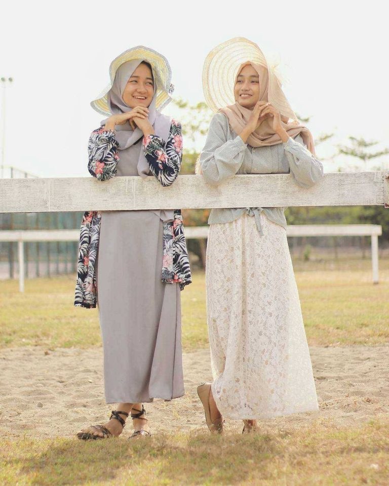 Design Baju Lebaran Masa Kini E6d5 Fashion Hijab Remaja Terbaru 2018 Gaya Masa Kini Teman