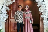 Design Baju Lebaran Seragam 4pde 11 Inspirasi Model Batik Sarimbit Untuk Lamaran Biar