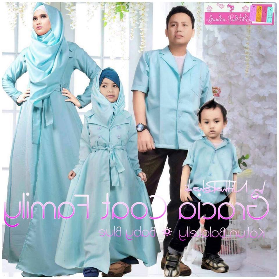 Design Model Baju Lebaran Seragam Keluarga Etdg 25 Model Baju Lebaran Keluarga 2018 Kompak &amp; Modis