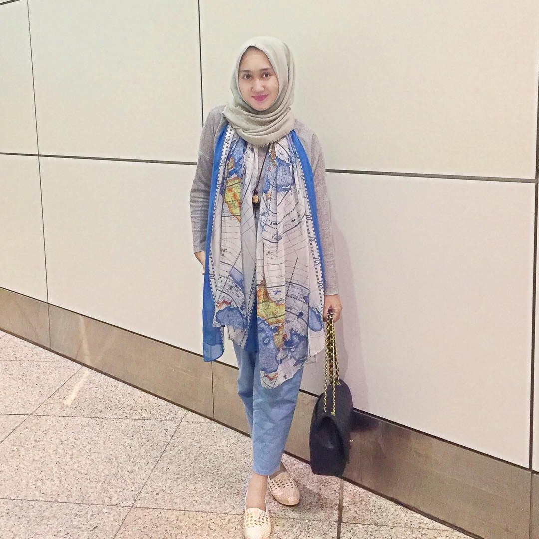 Ide Baju Lebaran Dian Pelangi E6d5 10 Model Baju Muslim Dian Pelangi Terbaik