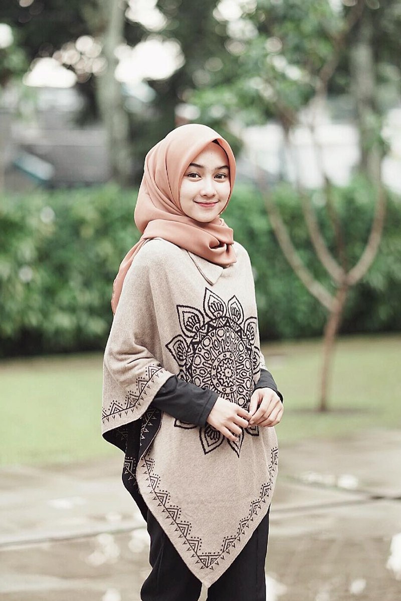 Ide Trend Baju Lebaran Tahun 2019 S5d8 Tampil Cantik Dan Beda Dengan 7 Trend Baju Lebaran Hijab