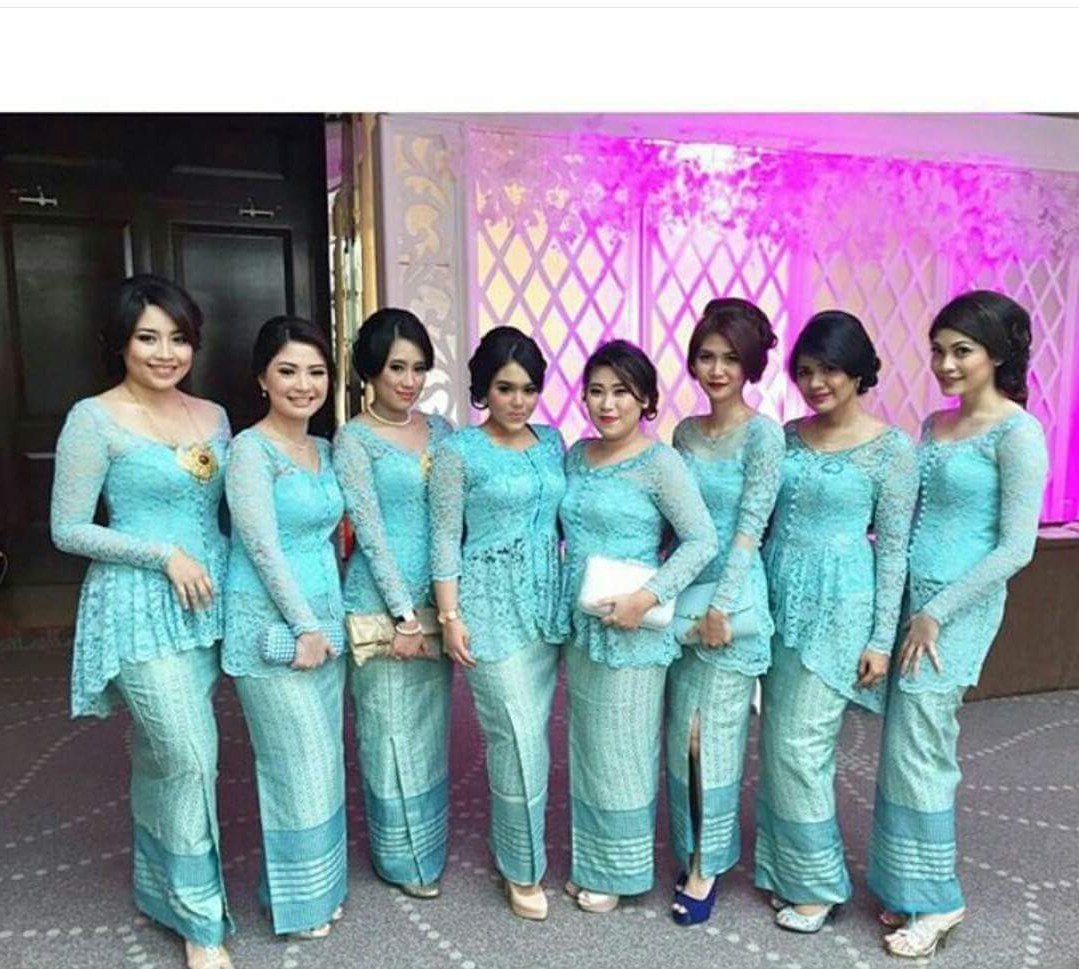 Inspirasi Baju Lebaran Keluarga Warna Biru Q0d4 Model Kebaya Seragam Trend 2020 Untuk Pernikahan Acara