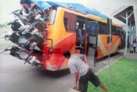 Inspirasi Baju Lebaran Lucu Bikin Ngakak 87dx 10 Foto Lucu Kendaraan Mudik Ini Bikin Ngakak Parah Ada