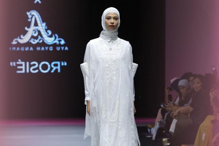 Inspirasi Baju Lebaran Wanita 2019 Dwdk 7 Model Dan Trend Baju Lebaran Terbaru Tahun 2019