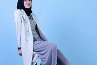 Inspirasi Model Baju Lebaran Perempuan 2018 Zwd9 20 Trend Model Baju Muslim Lebaran 2018 Casual Simple Dan