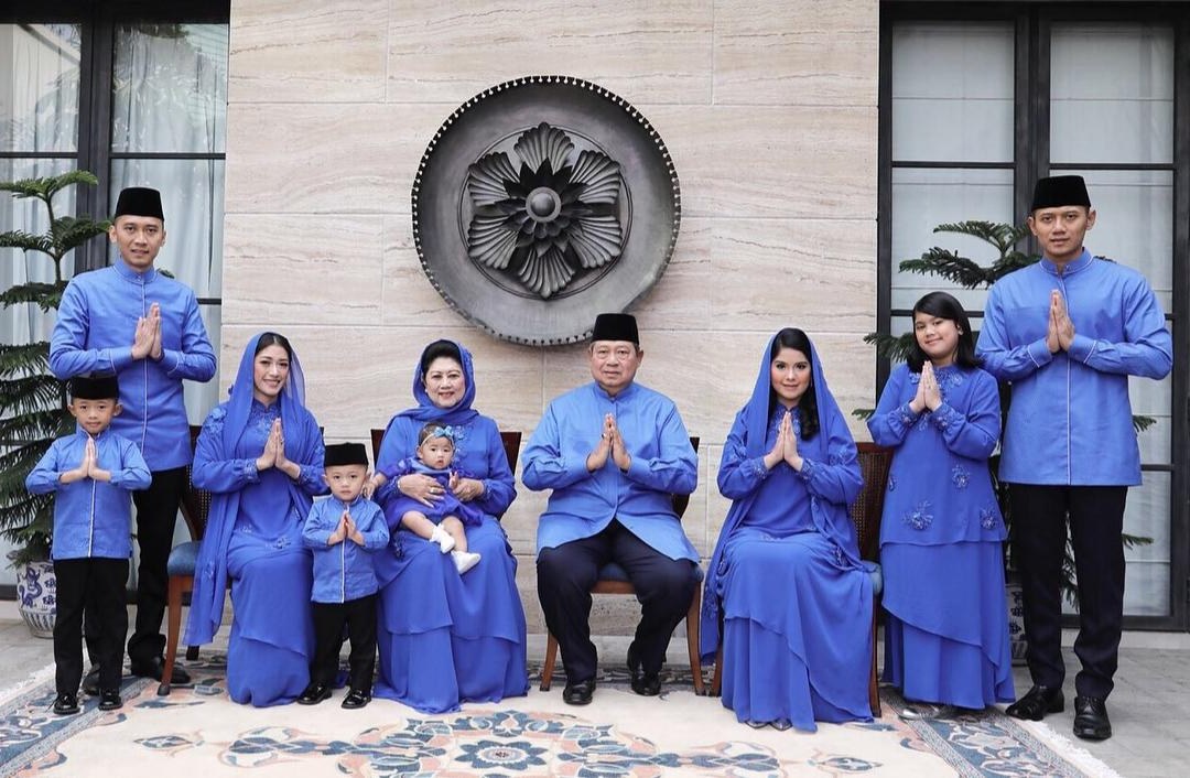 Model Baju Lebaran Keluarga Sby E9dx Ini Tradisi Lebaran Yang Ingin Dilestarikan Ani Yudhoyono