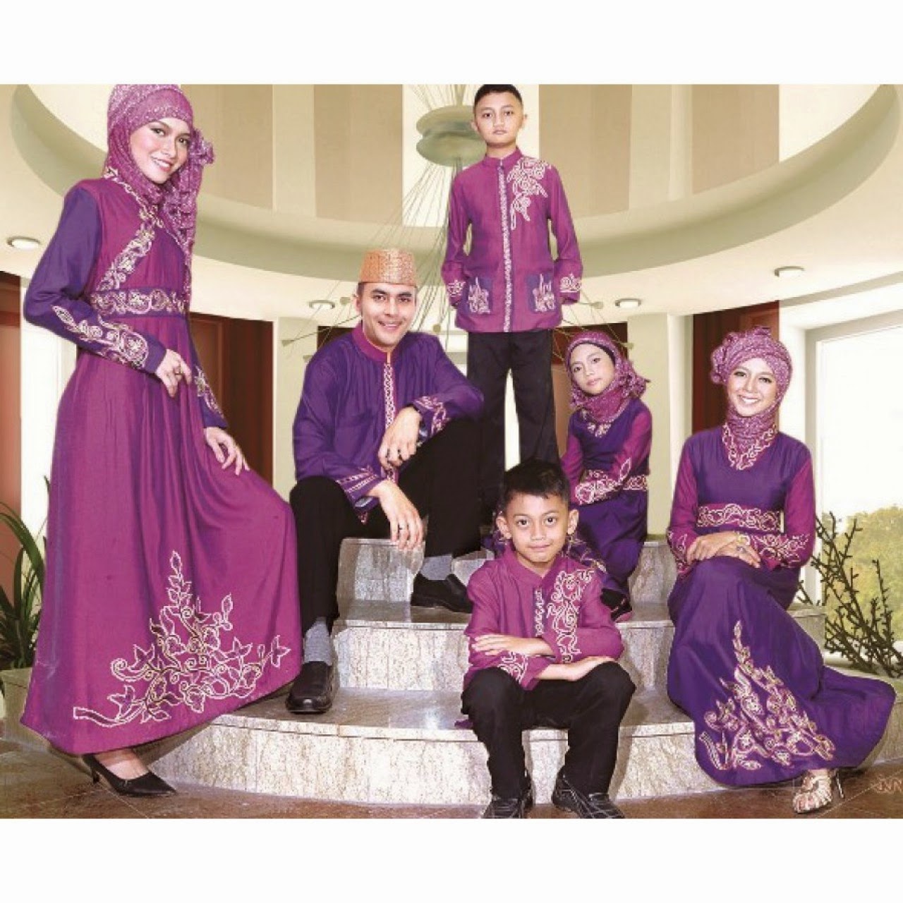 Model Baju Lebaran Untuk Keluarga Xtd6 Kumpulan Foto Model Baju Kebaya Lebaran Trend Baju Kebaya
