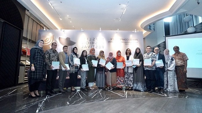 Model Fashion Muslim 2020 0gdr Muffest 2020 Langkah Indonesia Jadi Kiblat Tren Fashion