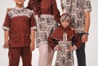 Model Inspirasi Baju Lebaran Keluarga S5d8 Gambar Baju Couple Muslim Batik Keluarga Terbaru